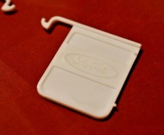 AMT Ford C-900/600 Mud Flaps 1/25