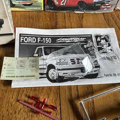 AMT Ertl 6153 1/25 Scale 1994 Ford F-150 Lightning Pickup Plastic Model Kit