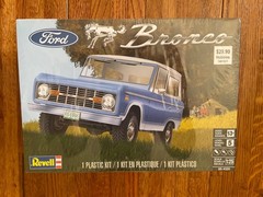 REVELL 85-4320 FORD BRONCO 1/25 SCALE MODEL KIT – NEW