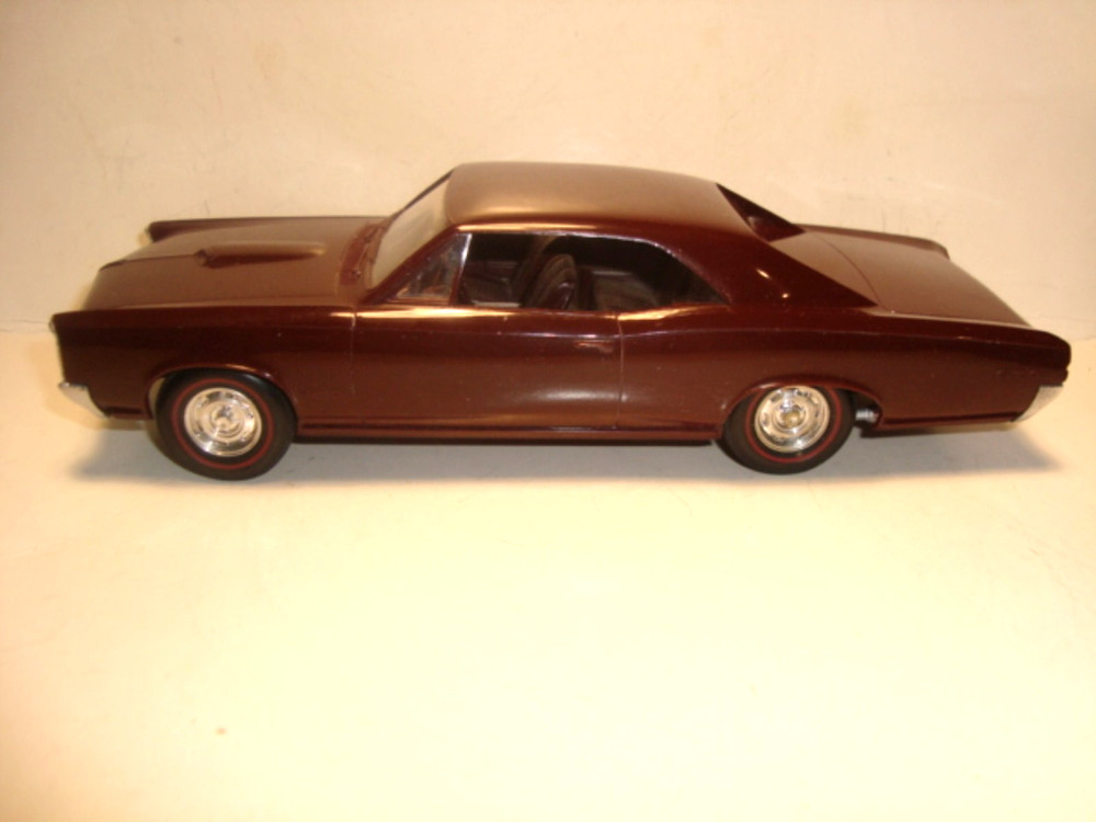 MPC 1966 Pontiac GTO 2 DRHT Dealer Promo Model Car