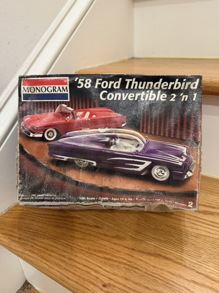Monogram ’58 Ford Thunderbird Convertible 2 N 1 Plastic Model Car Kit