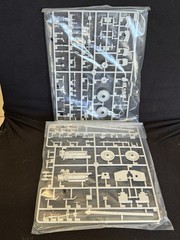 Soviet 122mm Howitzer M30 Trumpeter 1:35 Model Kit 02343 Open Box Sealed Parts