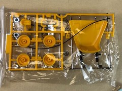 OPEN BOX IMAI 1:24 Model Kit Basic Car Series #9 LONDON TAXI AUSTIN FX-4 RARE!