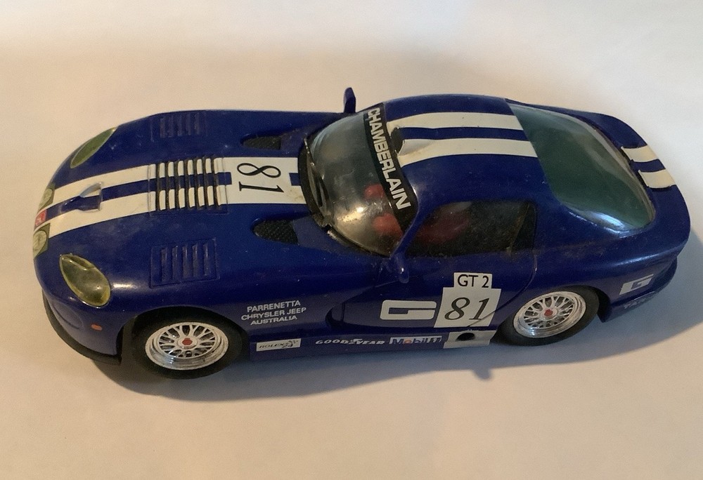 Carrera Evolution – Dodge Viper GTS-R Daytona 98 #81 Chamberlain For Repair