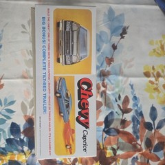 MPC Retro Deluxe 1976 Chevy Caprice&Trailer 1:25 Model Kit