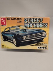 AMT 68 Camaro Z28 Street Machine 1:25 Scale Kit 6530 New Open Box