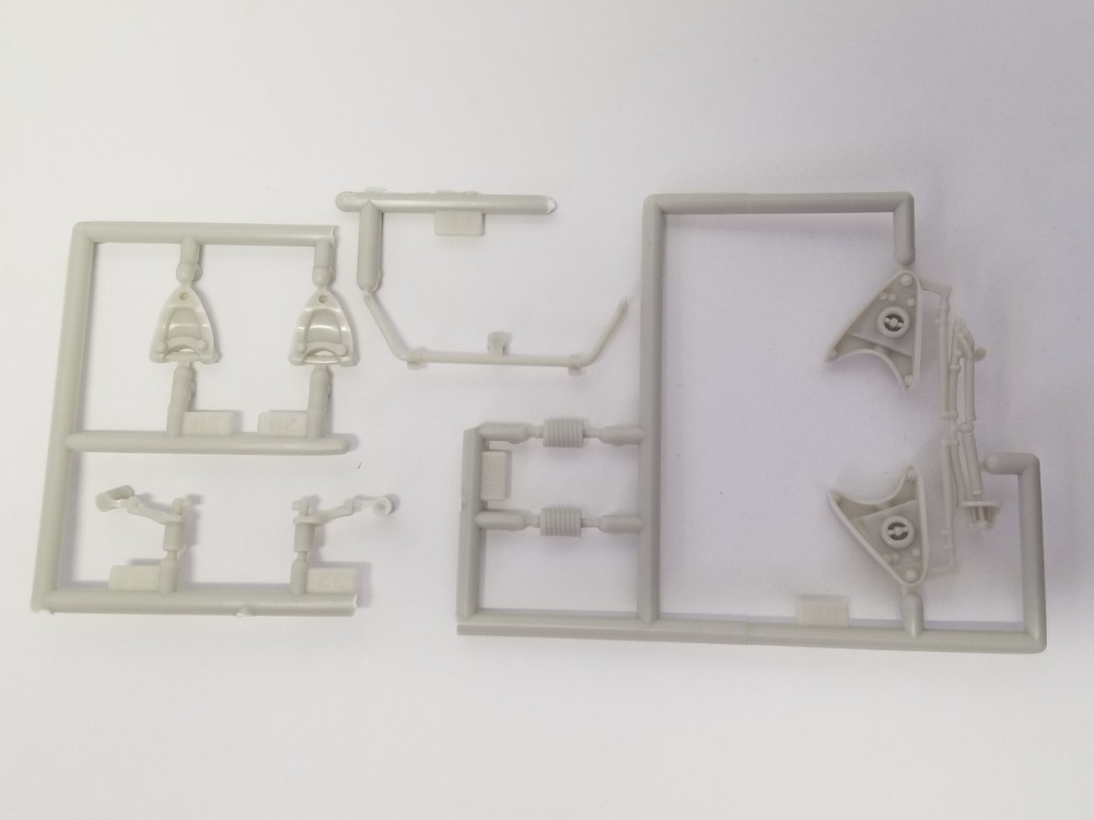 1958 Edsel Pacer FRONT SUSPENSION / STEERING from AMT 1:25 Model Kit 58