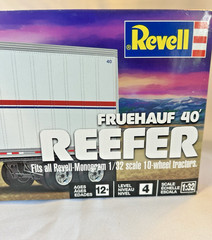 REVELL FRUEHAUF 40′ “REEFER” Polar ICE Trailer model kit NEW FACTORY SEALED BOX