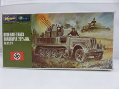 Hasegawa 8 Ton Half Track Quadruple 20m/mAA Sd.Kfz.7/1 1/72 Scale Model Kit 714