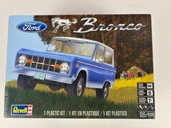 Revell Ford Bronco 1/25 Scale Plastic Model Car Kit 85-4320