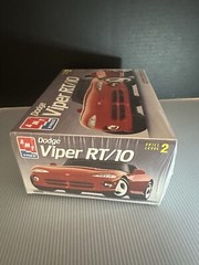 AMT ERTL Dodge Viper RT/10 1:25 Scale Car Model Kit #6808 NIOB