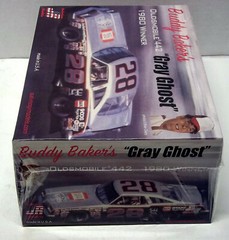 SALVINOS #28 NAPA “GRAY GHOST” BUDDY BAKER 1980 OLDSMOBILE 442 KIT – 1/25
