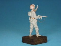 Passion Models P35-118 1/35 WWII U.S Army Airborne/Armored Gear Set with Decal