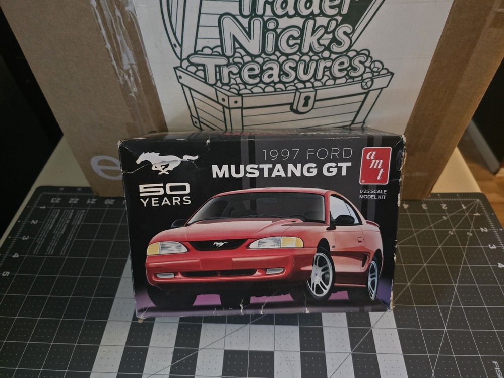 AMT 1997 Ford Mustang GT 50 Years 1/25 Scale Plastic Model By Round2 AMT864/12
