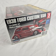 Lindberg 1938 Custom Ford Van 1/24 Scale Plastic Model Kit