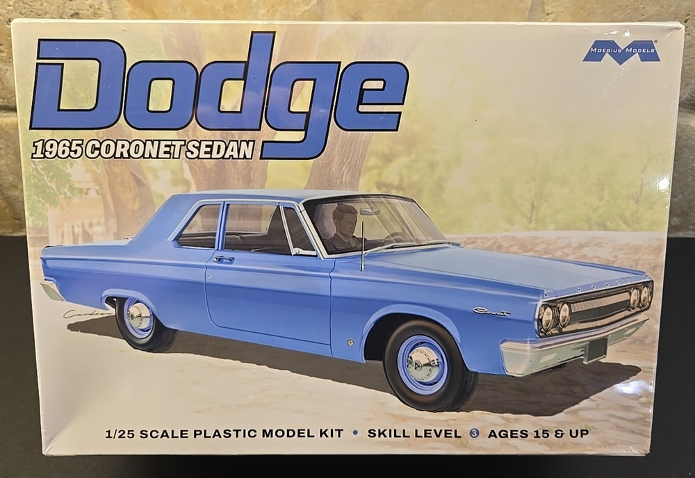 Moebius, 1965 Dodge Coronet Sedan, 1/25 scale, #2461 !!Factory Sealed!!