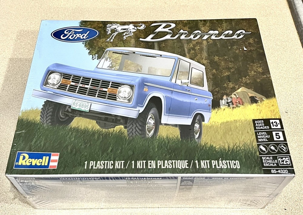 🏁 Revell Ford Bronco Plastic Model Car Kit 85-4320 (Factory Sealed) 1/25 🏁