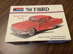 Vintage model Ford Thunderbird Dual Hardtop & Convertible Model Kit Monogram