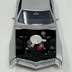 AMT Masterpiece 1/25 Scale – 1966 Buick Riviera Silver Factory Assembled NIB
