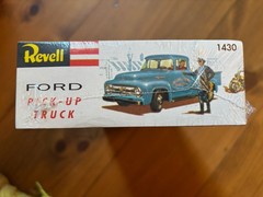 Revell Authentic Kit Ford Pick-Up Truck 1995 Factory Sealed