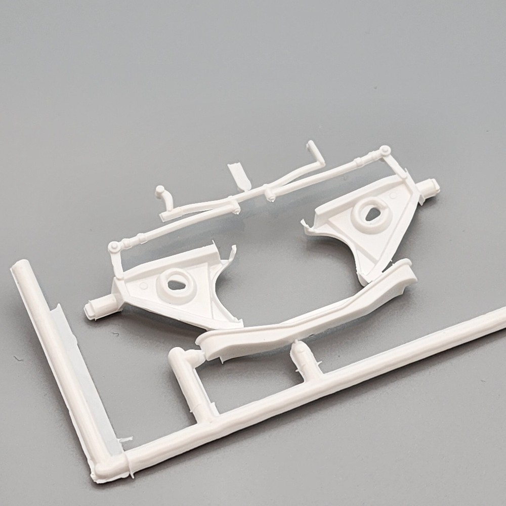 Monogram 1/24 58 Ford Thunderbird Convertible 85-4280 Parts Low Front Suspension