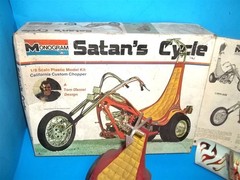 Vintage Model Chopper Trike – Daniel’s “SATAN’s CYCLE” – 1/8 Kit