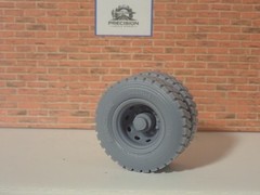 1/25 Scale Big Rig Truck Bridgestone w/ Alcoa 24.5″ Dually Wheel and Tire Set.