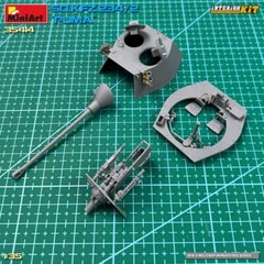 Miniart #35414 1/35 Sd.Kfz.234/2 Puma – Interior Kit