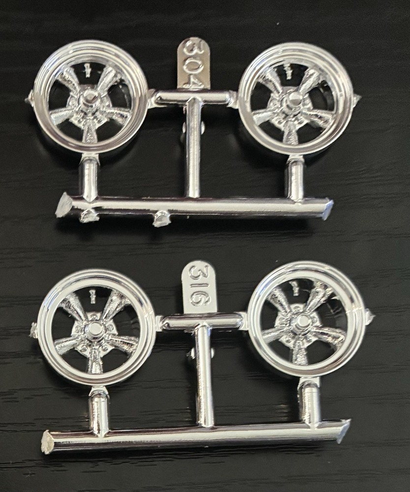 32 Ford 5 Window coupe CUSTOM 5 SPOKE WHEELS 23 1560 Model Car Parts