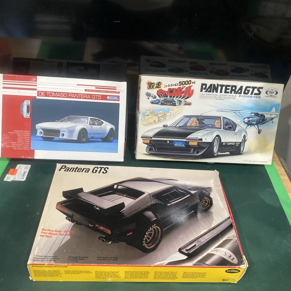 3 DeTomaso Pantera Model Kits (GT5 & GT5) Testors/Gunze/Tilt-Open Missing Parts?