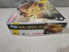 Dragon 1/35 Scale U.S. M4A1 DV Tank Model Kit #6618 COMPLETE IN BOX!!