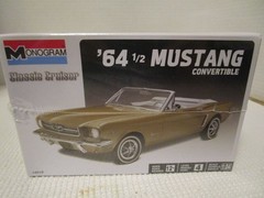 Monogram 1964 1/2 Mustang Convertible 1:24 Scale Model Car Kit Classic Cruiser