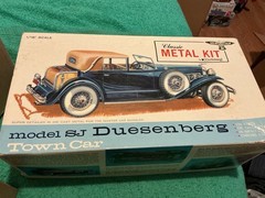 1 18 scale model parts Metal Kit Duesenberg TC Rear Axle Partially Built Only