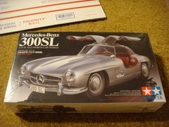 Tamiya Mercedes Benz 300SL 24338-4200 1/24 Scale Model Kit