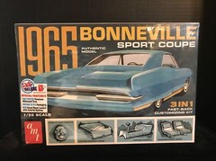 AMT 1260/12 ‘65 BONNEVILLE SPORT COUPE 3 in 1 MODEL KIT-NIB-1/25 SCALE
