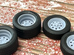 1/24 Scale: 15-inch “Weld Draglite” Resin Wheels W/ Wide Rear Tires