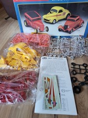 1988 Revell Hot Rod Classic coups Special Hot Rod Model Series 1:25 Scale 7480