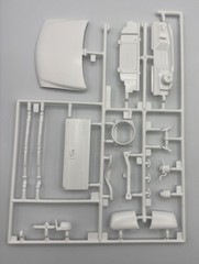 Revell, ’99 Silverado CK Chevy Pickup, Truck, 1/25 Scale, Model Kit, 85-7646.