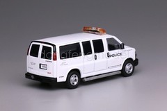 596 1:64 White GMC Express 3500 Police Van Diecast Display Gift Model Collection