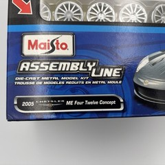 Maisto 1/24 Die-cast Model Kit Assembly Line Chrysler ME Four Twelve Concept Car