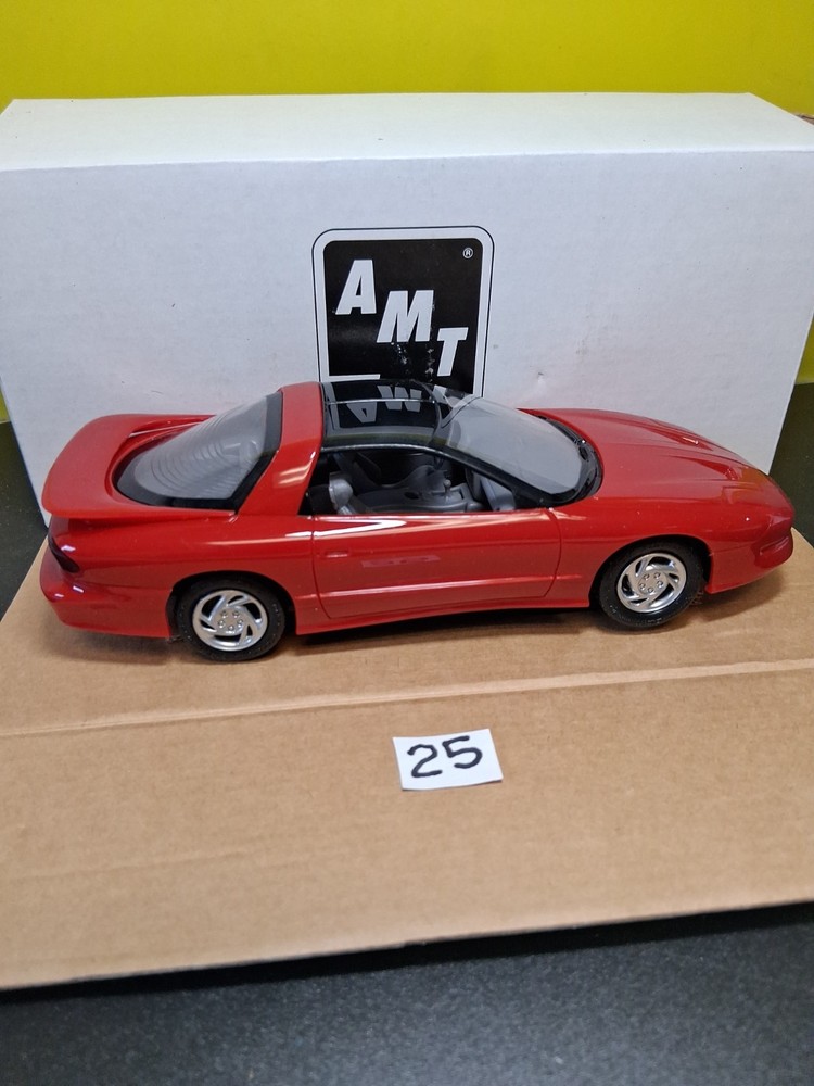 AMT ERTL #6601 1993 PONTIAC FIREBIRD Bright Red 1/25 Dealer Promo NEW