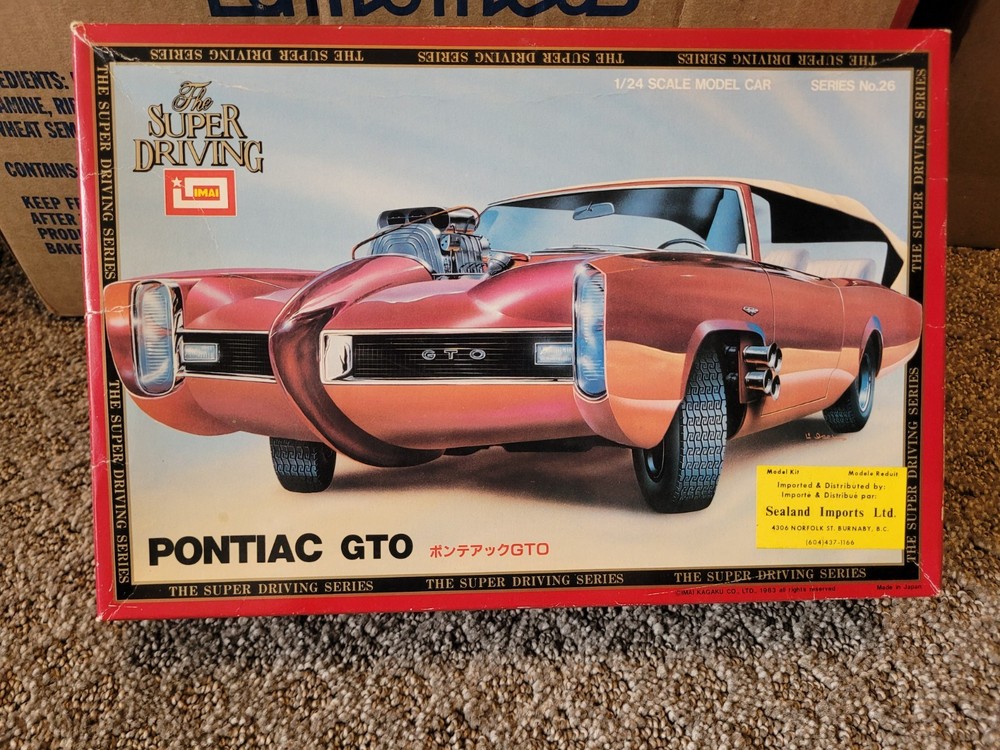 Vintage Imai Super Driving Pontiac GTO “MonkeeMobile” Model kit 1/24