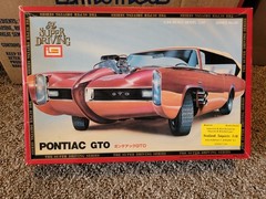 Vintage Imai Super Driving Pontiac GTO “MonkeeMobile” Model kit 1/24