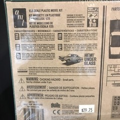 AMT 1153/12 HURST HEMI UNDER GLASS BARRACUDA DRAG CAR-NIB-1/25 SCALE