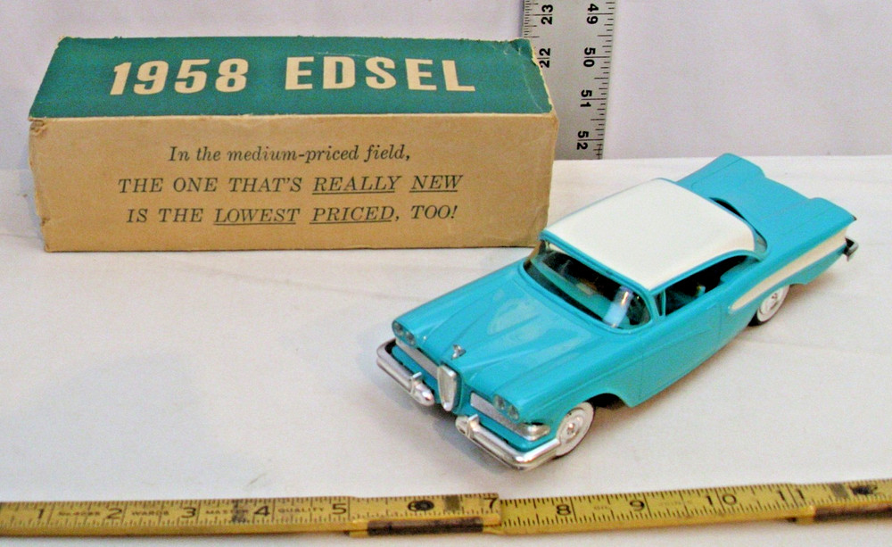 SMP AMT 1958 FORD EDSEL 2 DOOR HARD TOP PROMO CAR MODEL 1:25 AQUA BOXED