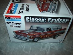 Monogram #85-0883 Model kit 1957 Chevy Nomad 1/24 scale Box Open 2009 Kit Sealed