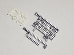 Diamond REO Tractor EXHAUST STACK TIP BRACKETS MUFFLER for 1:25 AMT Model Kit