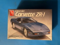 1991 CHEVROLET CORVETTE ZR-1 COUPE MODEL KIT AMT ERTL 1/25 SCALE NEW SEALED LOOK