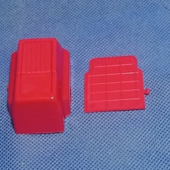 🌟 Engine Cover Little Red Wagon 1:25 Scale 1000s Model Car Parts 4 Sale
