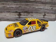 Built Nascar Plastic Model Car 1:25 Scale Bobby Dotter DeWalt Chevy Stock Car